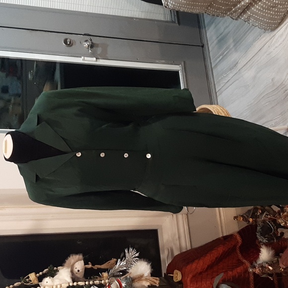 100% silk - Picture 1 of 6